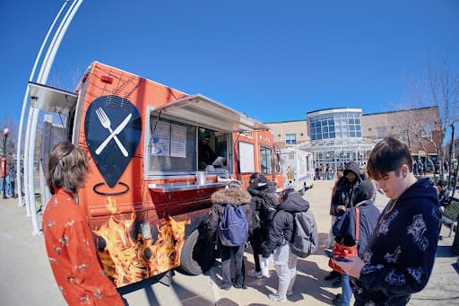 Select Market foodtrucks